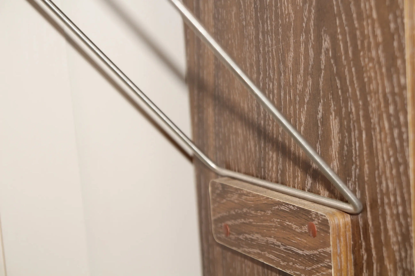 FOLDABLE IRON STAND - FURNISHCO