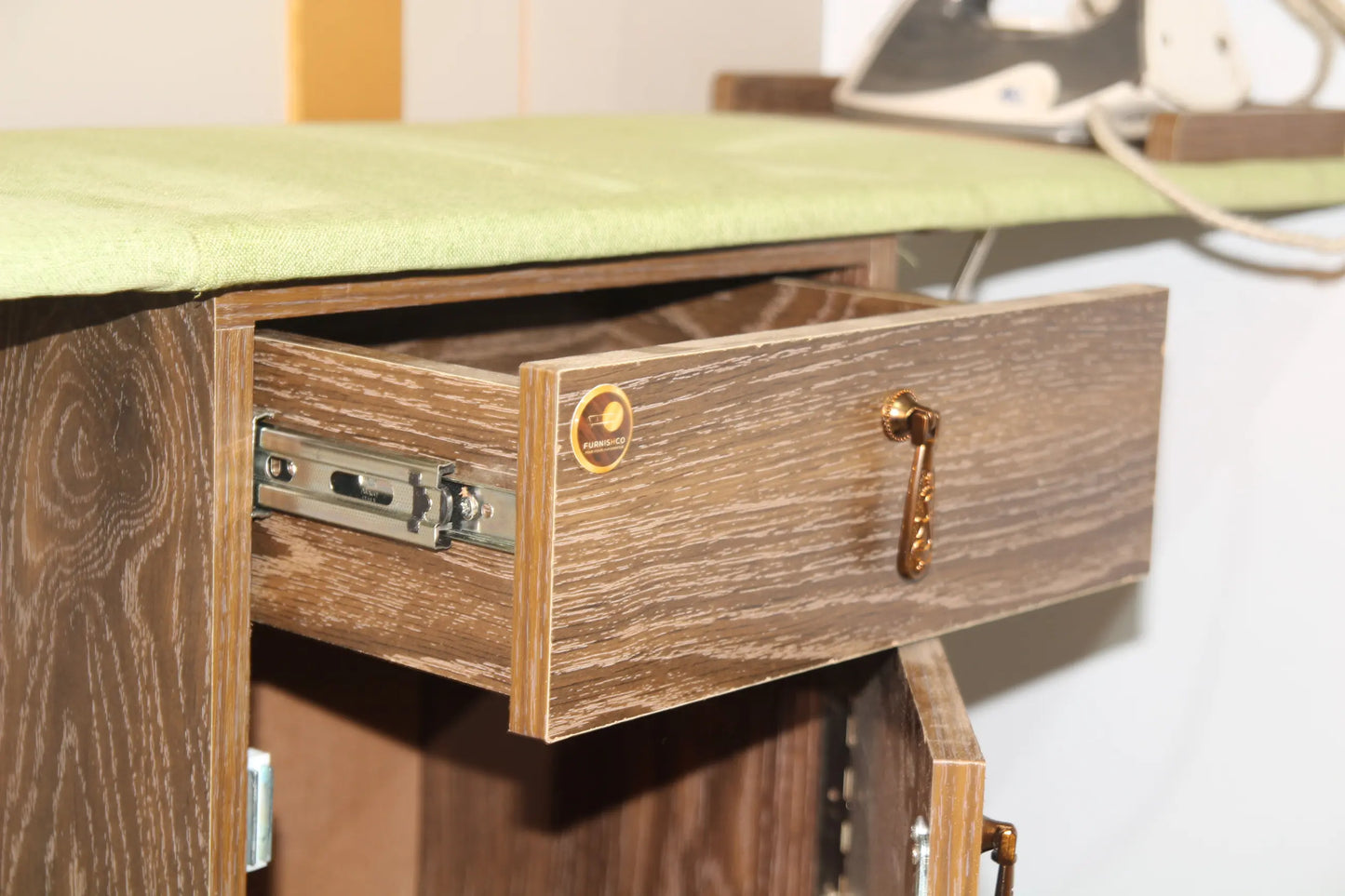 FOLDABLE IRON STAND - FURNISHCO