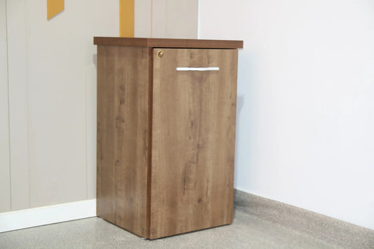 EXPANDABLE WORK STATION - FURNISHCO