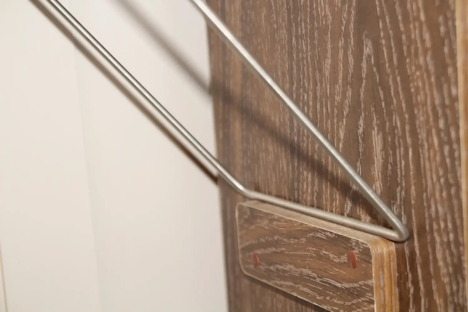 FOLDABLE IRON STAND - FURNISHCO