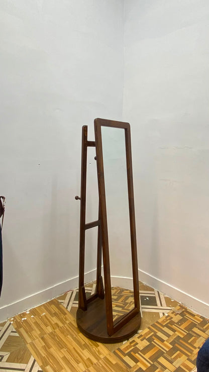 Spinra Rotating Coat Rack with Mirror